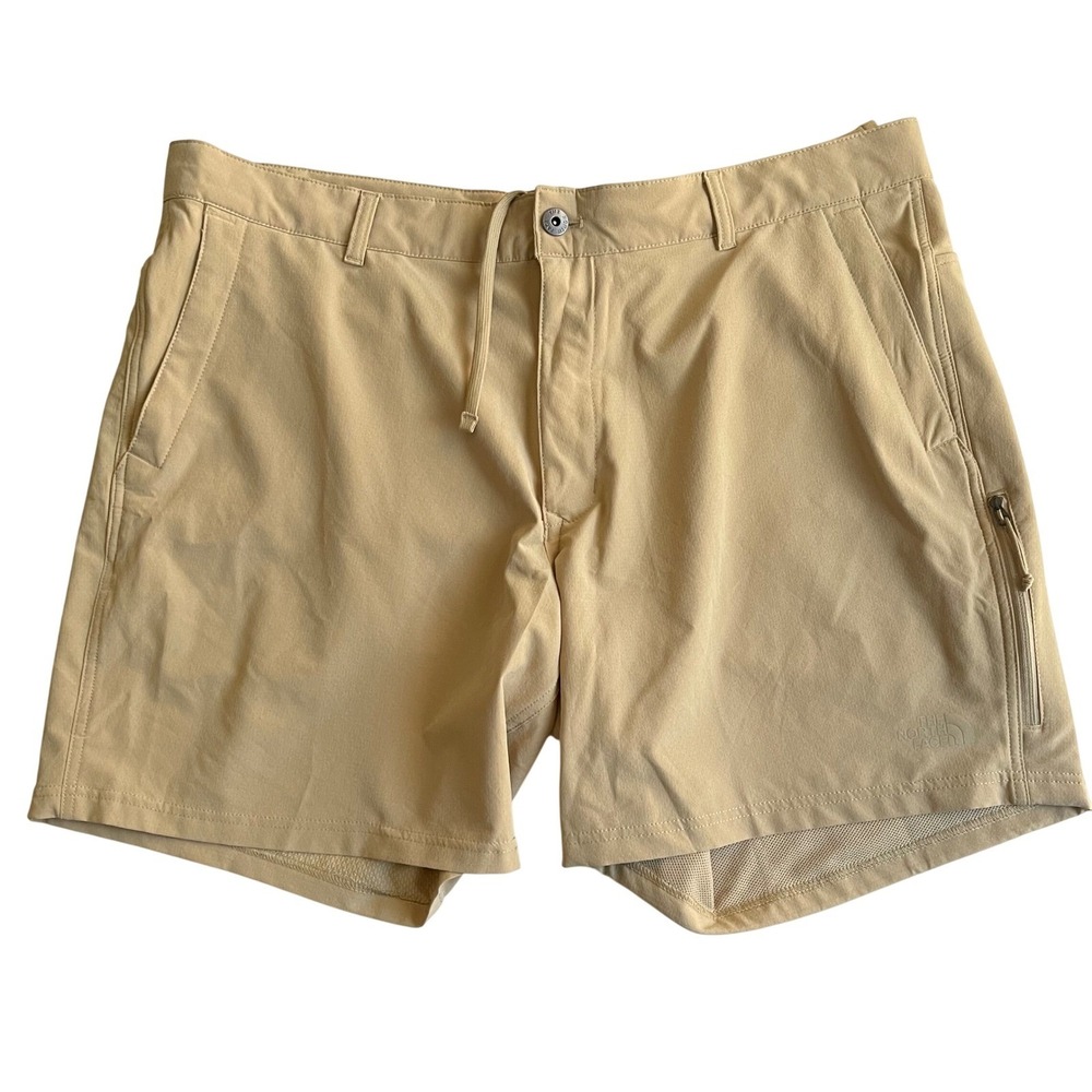 The North Face Paramount Pro Shorts Mens 40 Tan Hiking Outdoor Gorpcore Utility